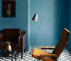 踢腳線，你還是隱藏了吧