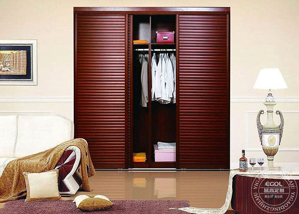 整體衣柜移門清潔保養(yǎng)有哪些小妙招？