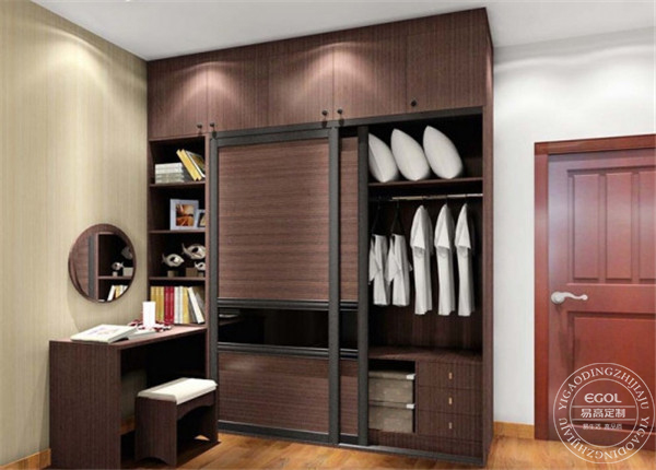 定制衣柜空間擴展有哪些技巧？