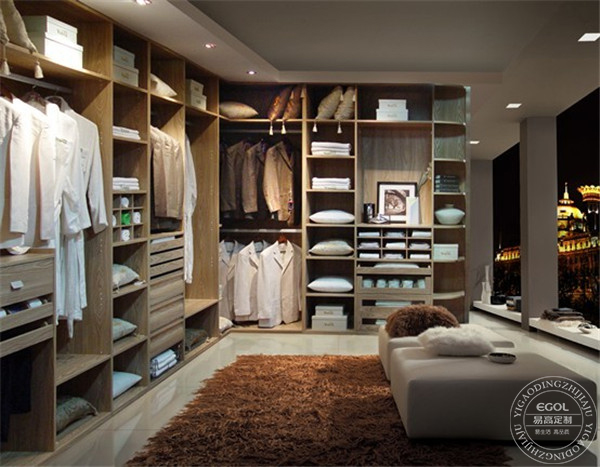 定制衣柜空間擴展有哪些技巧？