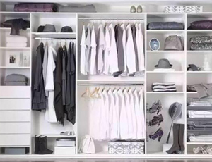 為啥要定制衣柜呢？