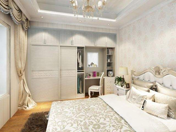 選擇定制衣柜有哪些注意事項(xiàng)