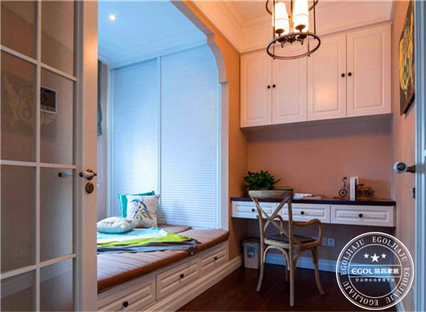 陽(yáng)臺(tái)裝修