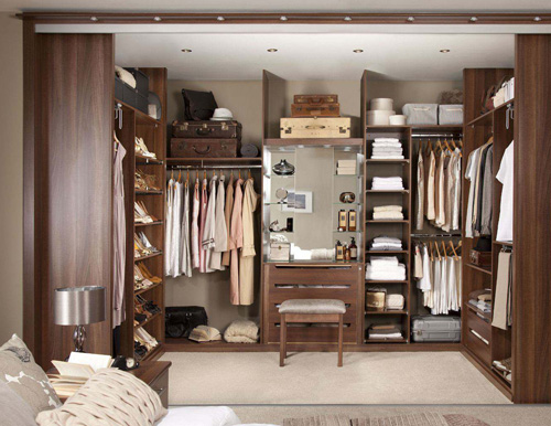  定制衣柜費(fèi)用，定制衣柜有哪些省錢技巧？