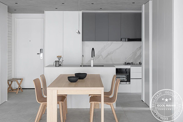 定制家具有哪些優(yōu)勢？