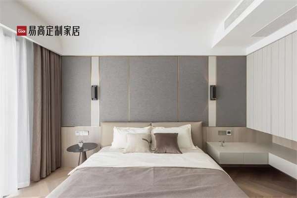 定制衣柜的優(yōu)勢是什么？