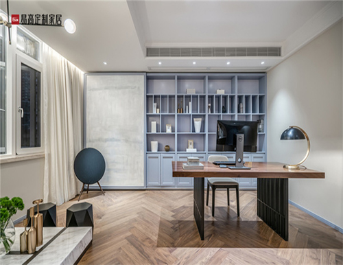 全屋定制加盟選品牌還是選當(dāng)?shù)丶庸S？